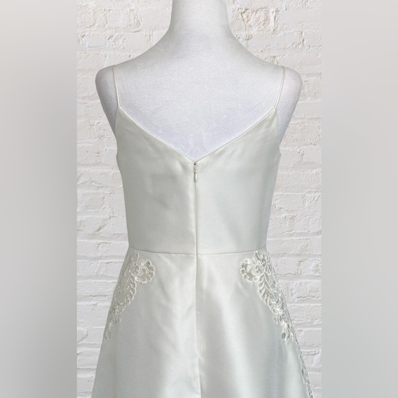 Adrianna Papell White Tea Length Wedding Gown lace applique Bodice Sz (4) 8 - Picture 5 of 8